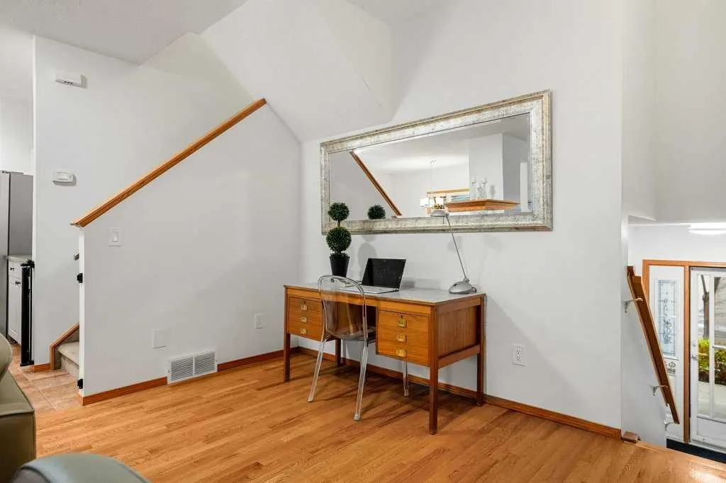 116 Sunlake Gardens SE