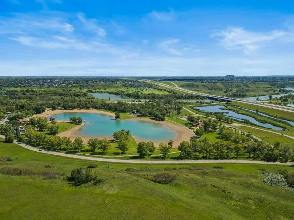 116 Sunlake Gardens SE