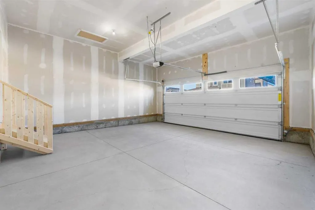 3074 Southwinds Place SW