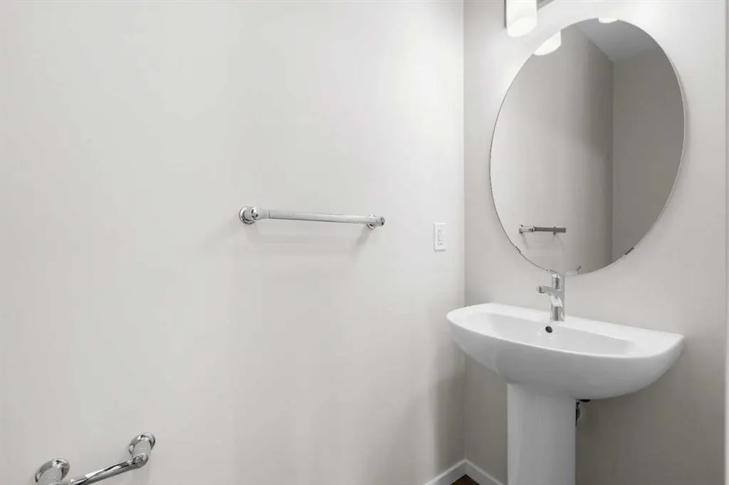 3074 Southwinds Place SW