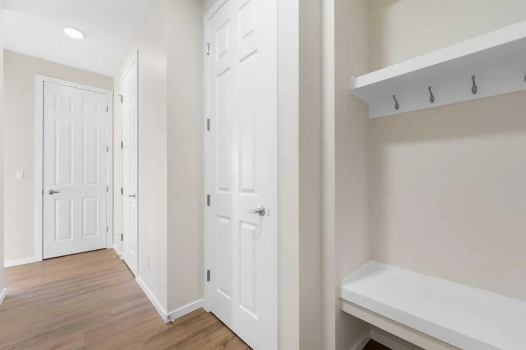 3074 Southwinds Place SW