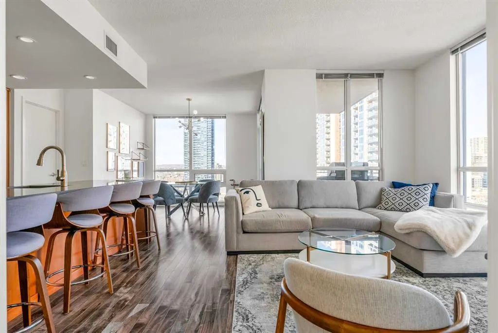 1118 12 Avenue SW, #1204