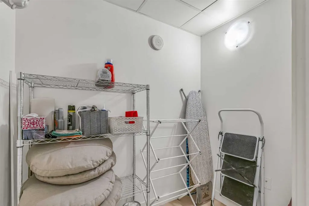1118 12 Avenue SW, #1204