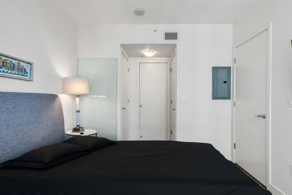 1118 12 Avenue SW, #1204