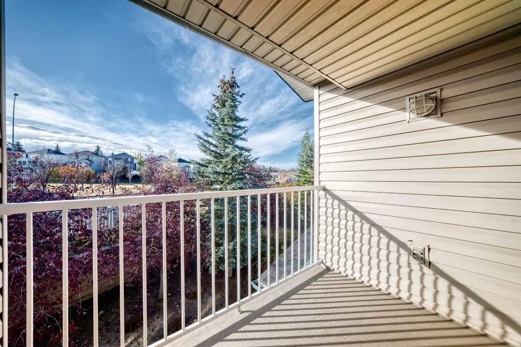 11 Somervale View SW, #306