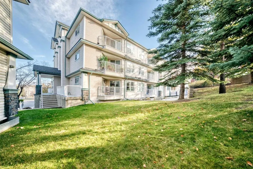 11 Somervale View SW, #306