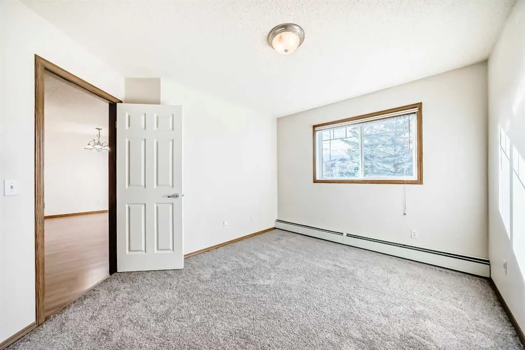 11 Somervale View SW, #306