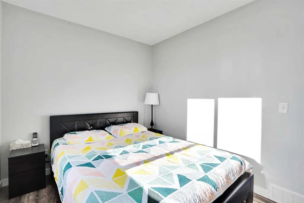 5 Coville Gardens NE