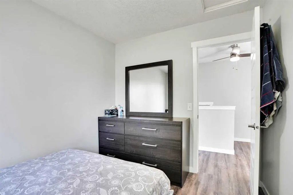 5 Coville Gardens NE