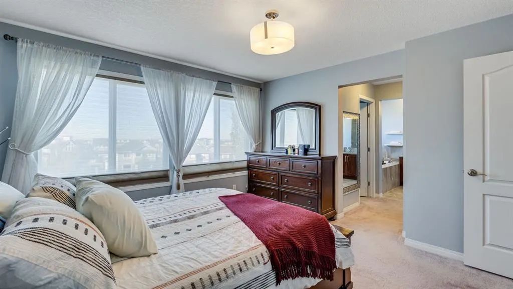 343 Hillcrest Heights SW