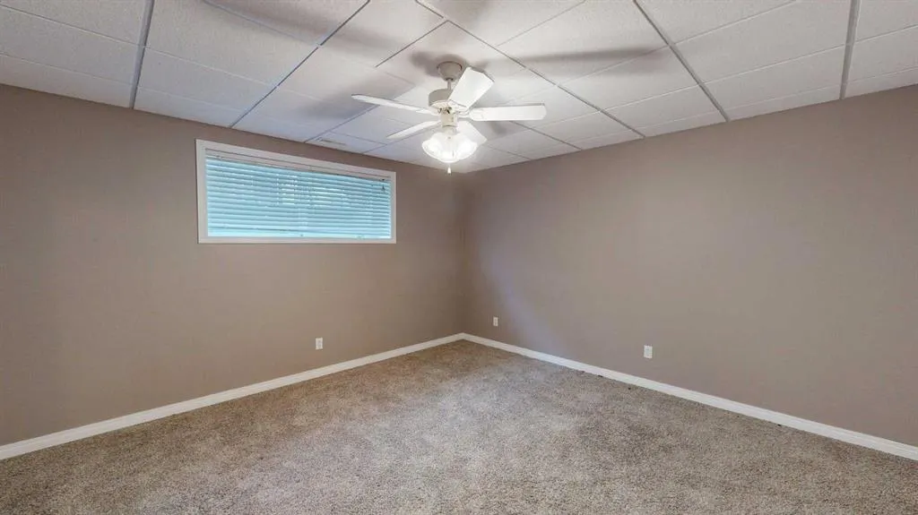 333 Lindstrom Crescent
