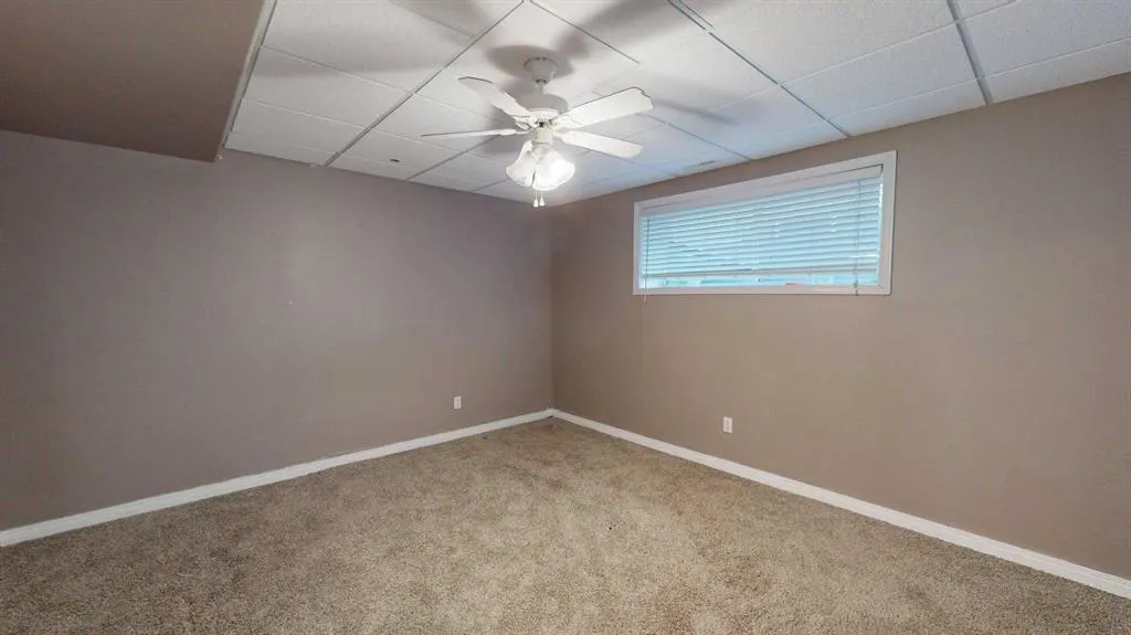 333 Lindstrom Crescent