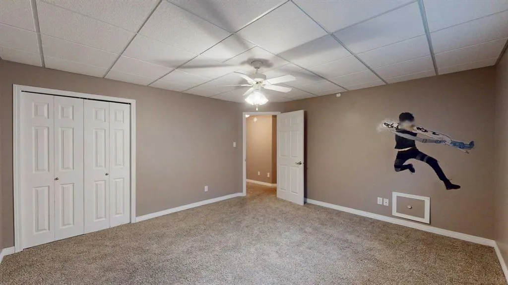333 Lindstrom Crescent