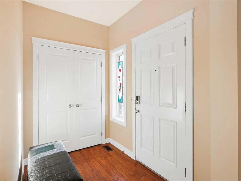 50 Elgin Meadows Green SE