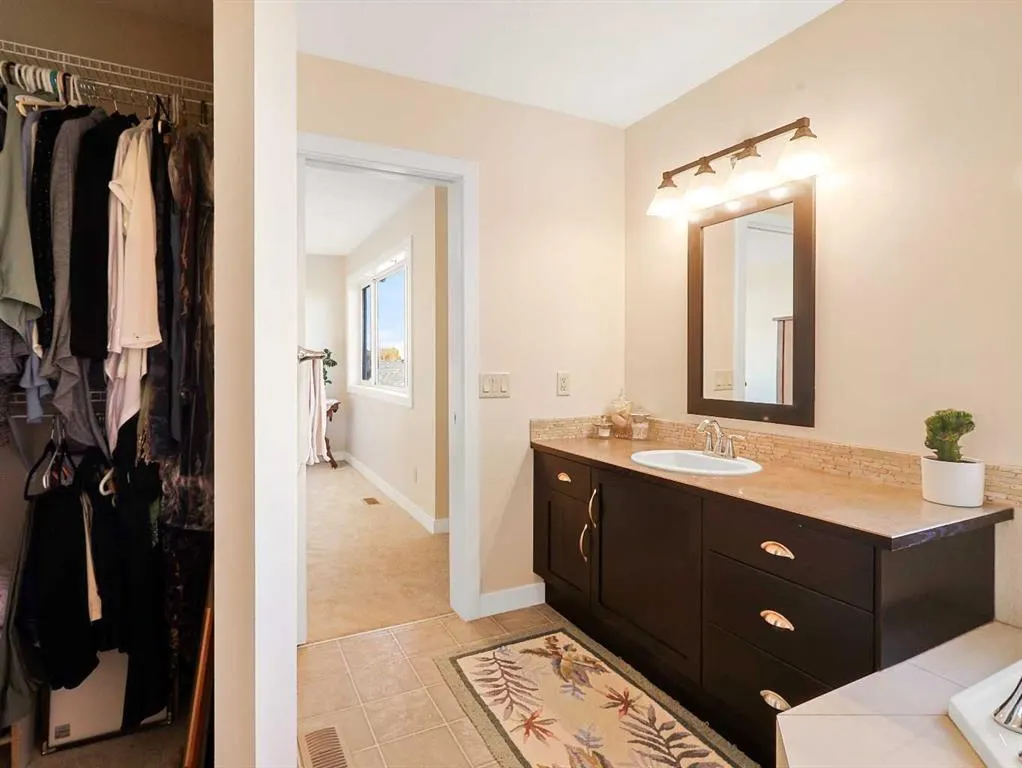 50 Elgin Meadows Green SE