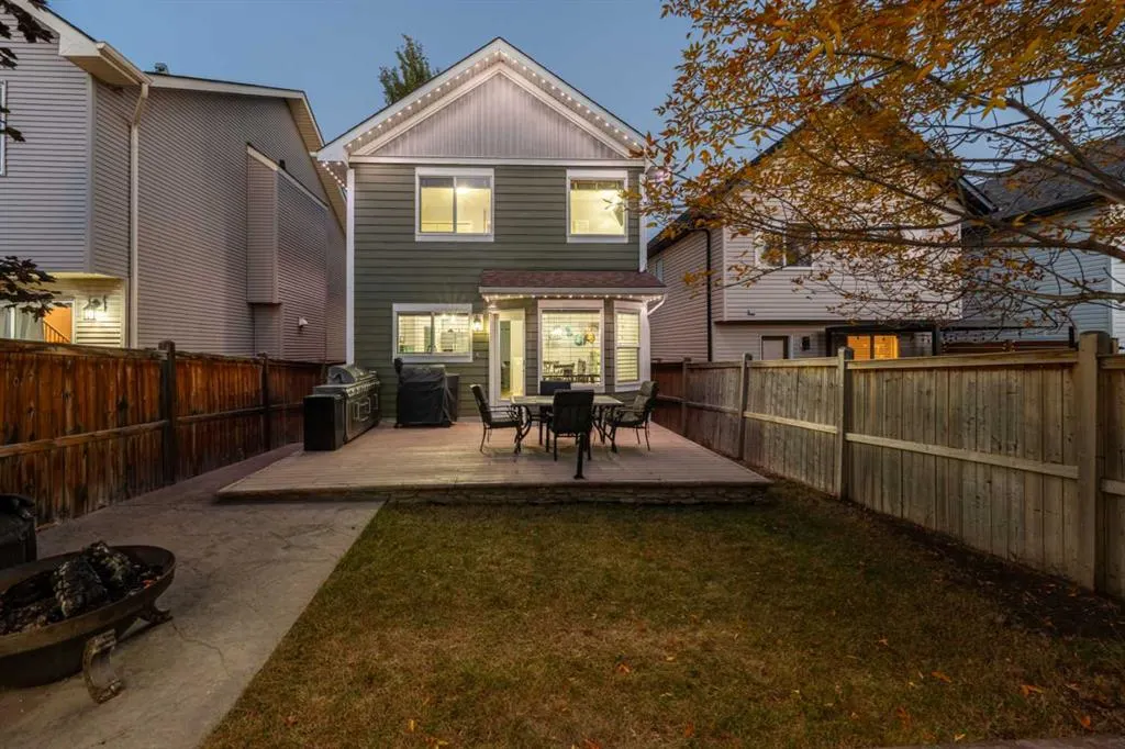 114 Silverado Saddle Crescent SW
