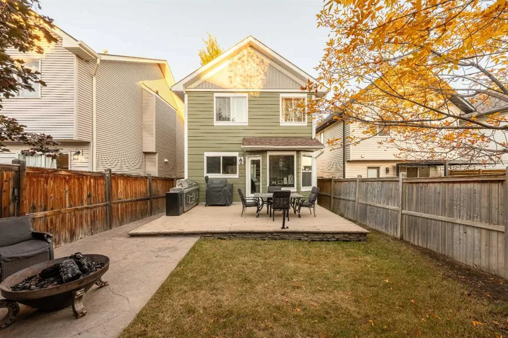 114 Silverado Saddle Crescent SW