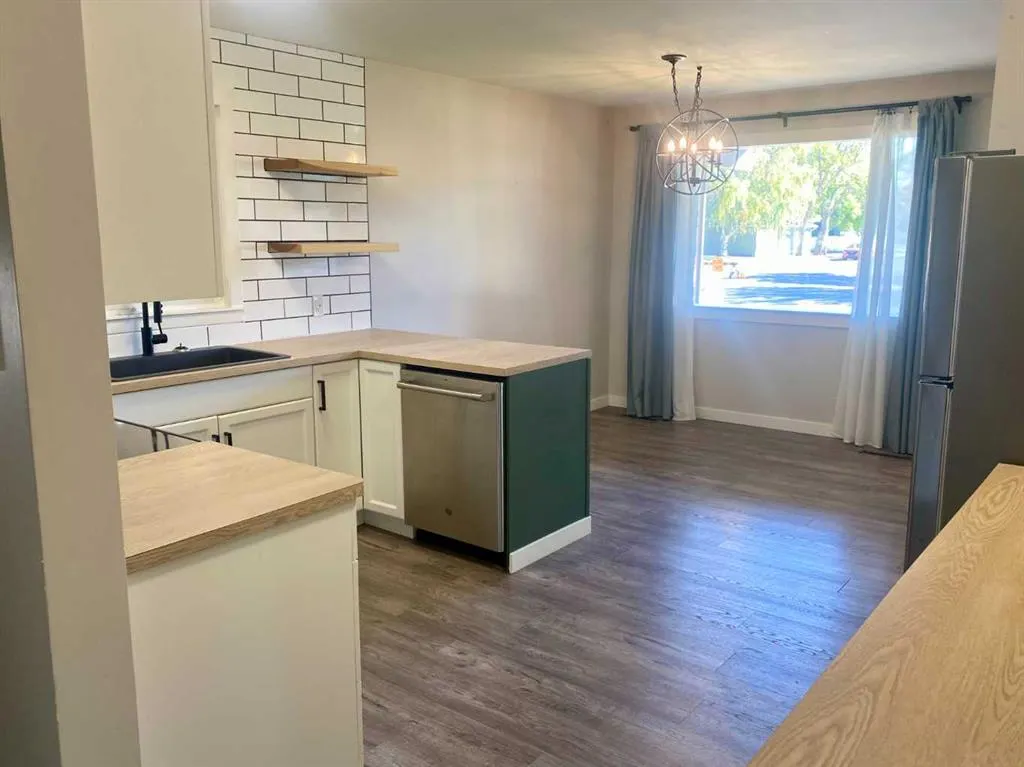 2015 16 Avenue S