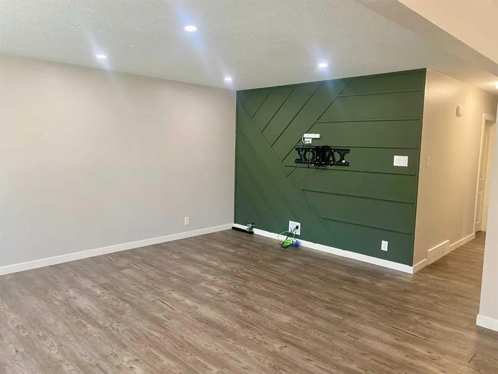 2015 16 Avenue S
