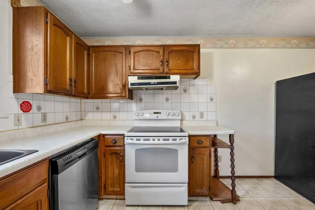 6103 Madigan Drive NE, #75