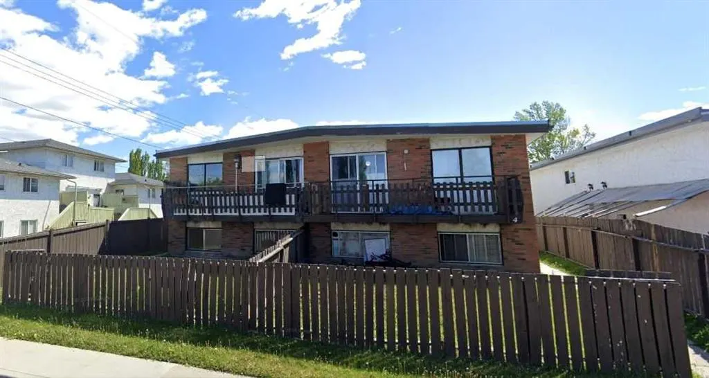 4 Huntley Close NE