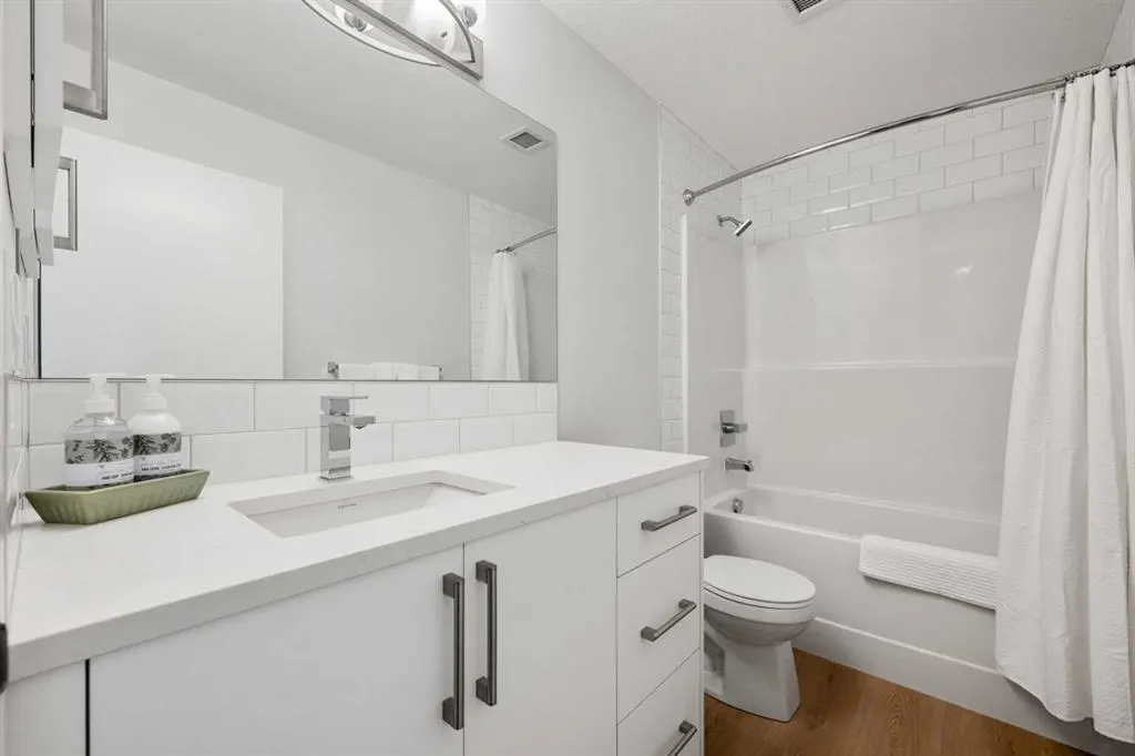 550 Belmont Street, #4113