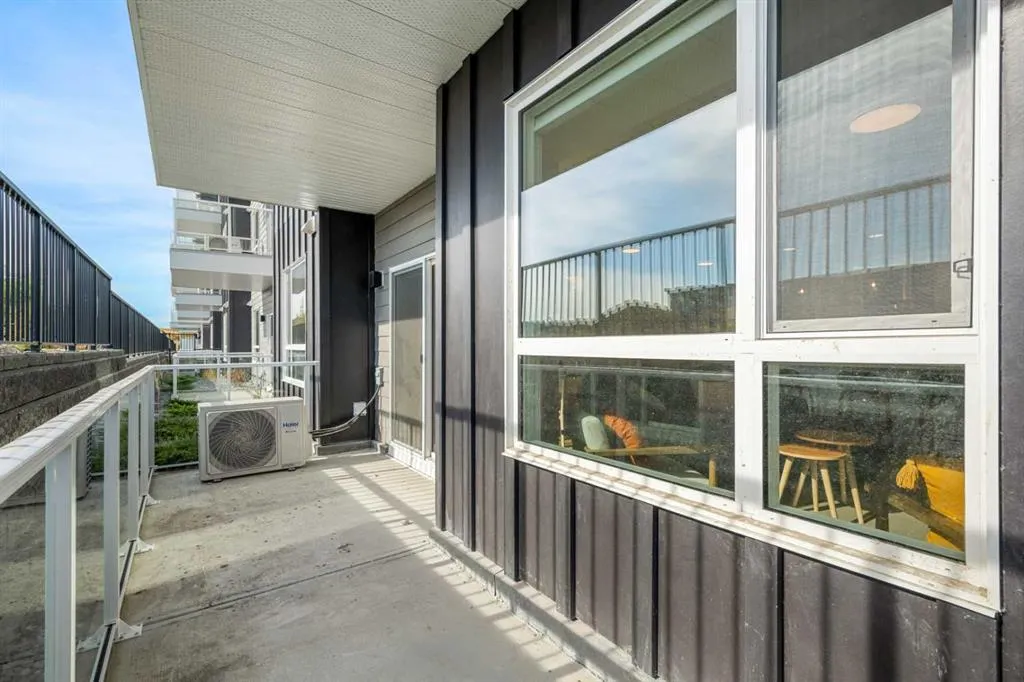 550 Belmont Street, #4113