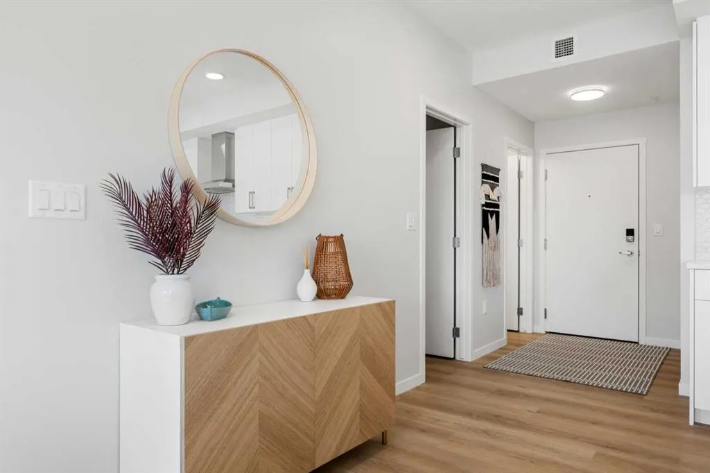 550 Belmont Street, #4113