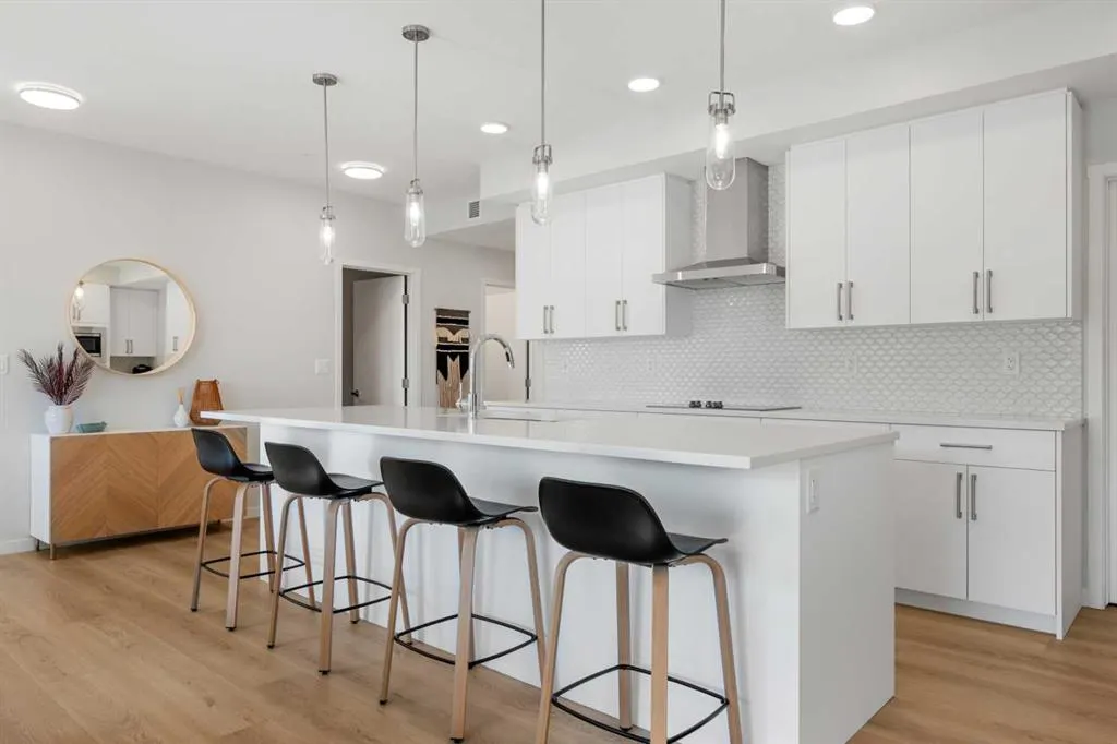 550 Belmont Street, #4113