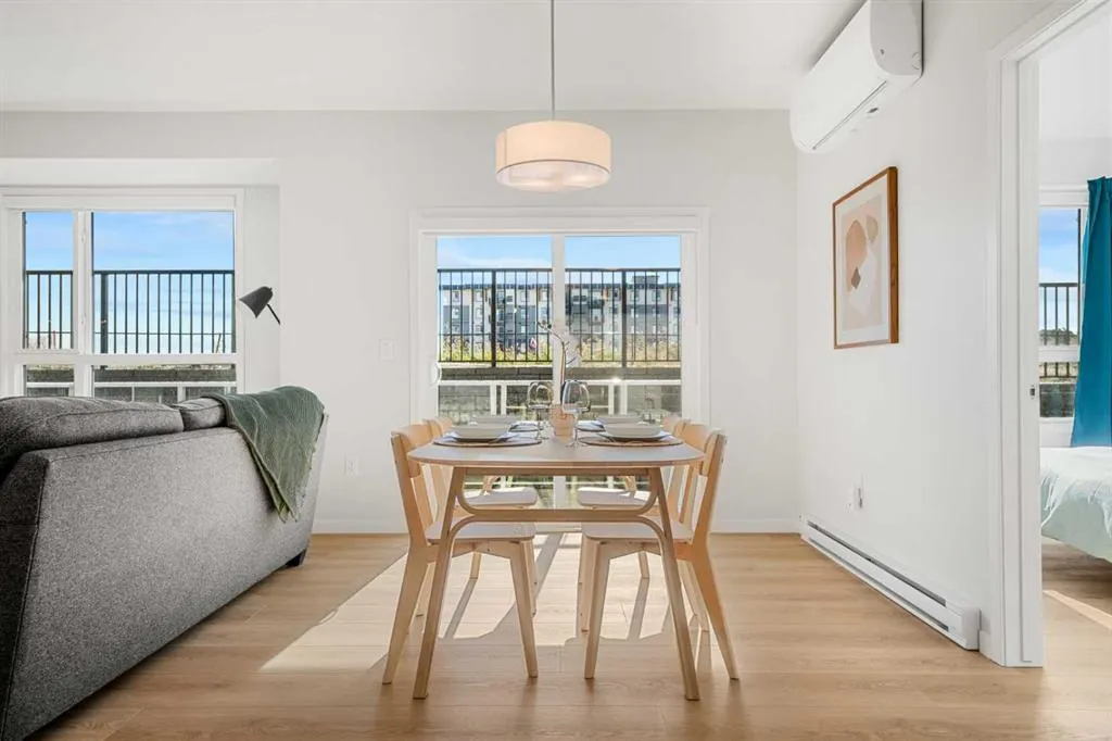 550 Belmont Street, #4113