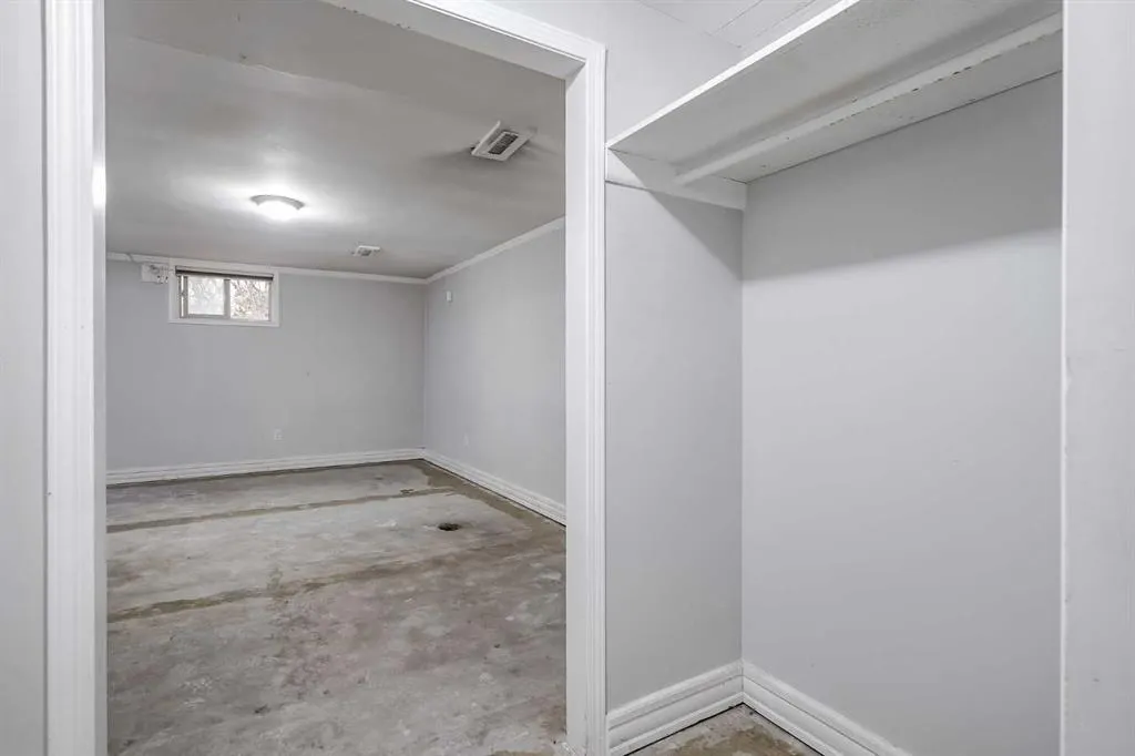 1468 Renfrew Drive NE