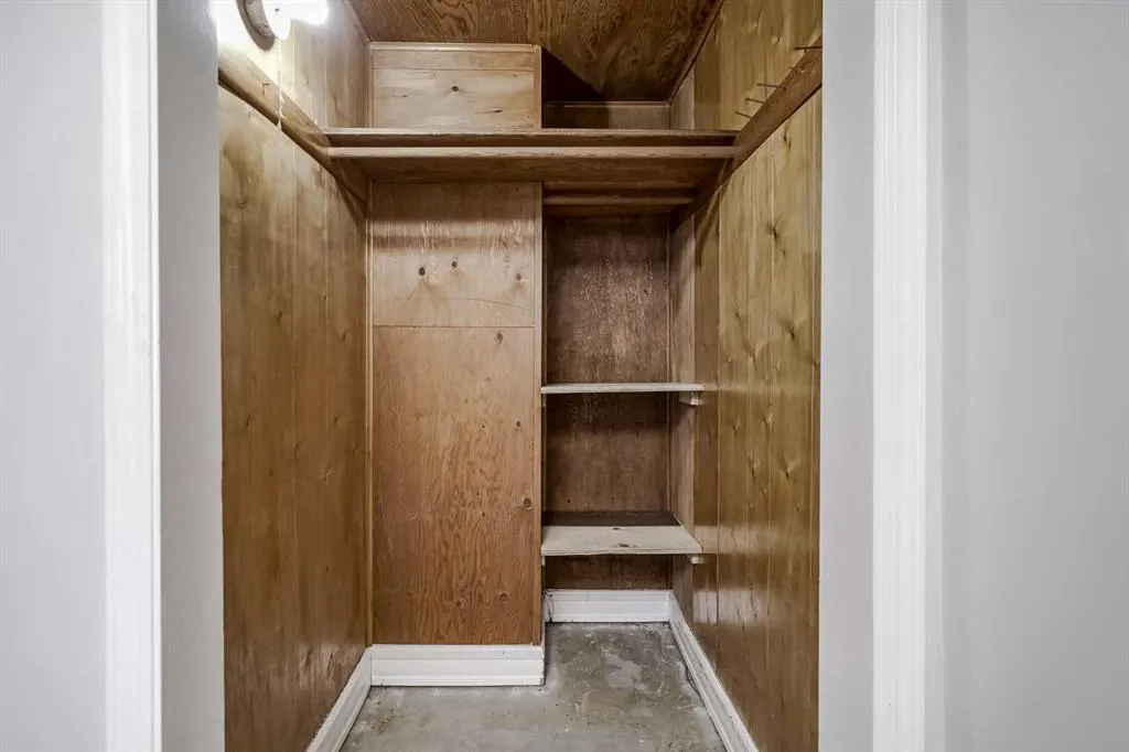 1468 Renfrew Drive NE