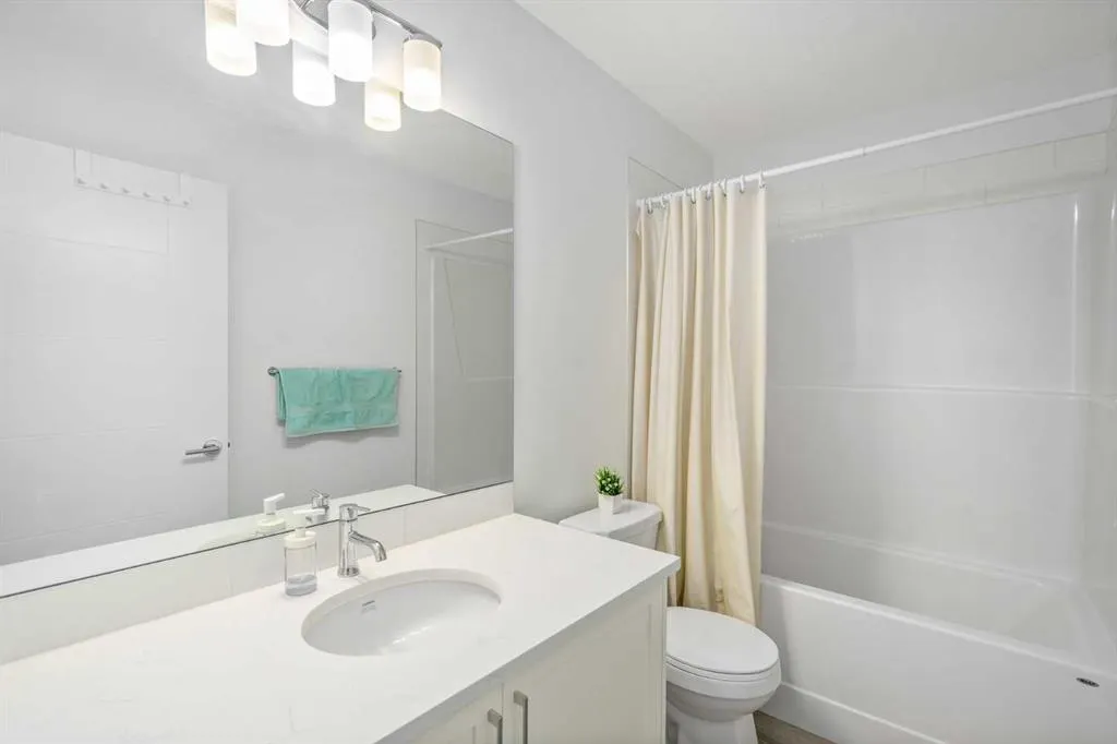 628 Copperstone Manor SE