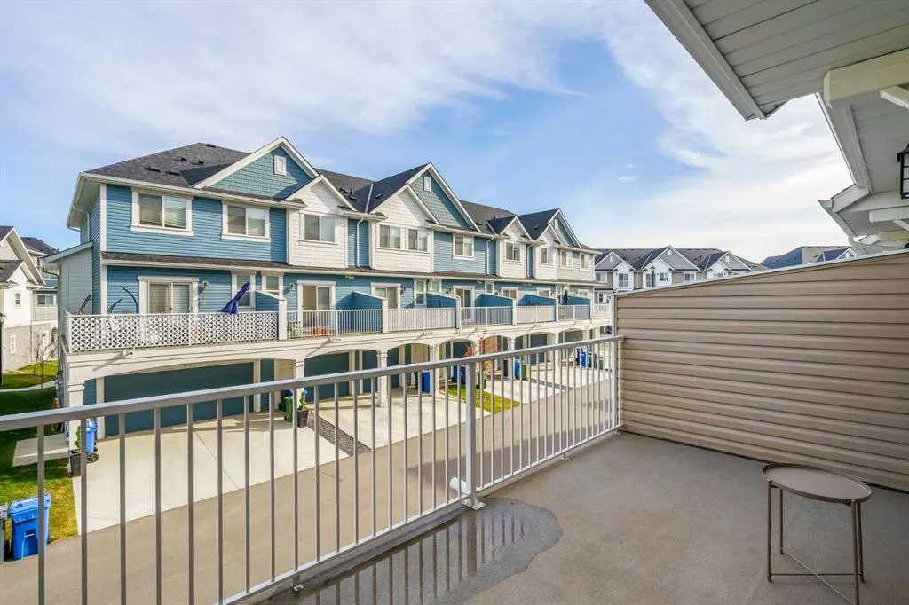 628 Copperstone Manor SE