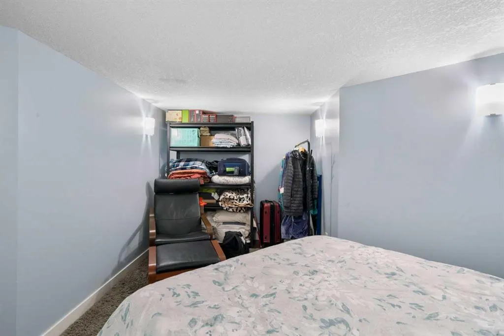 2581 Coopers Circle SW