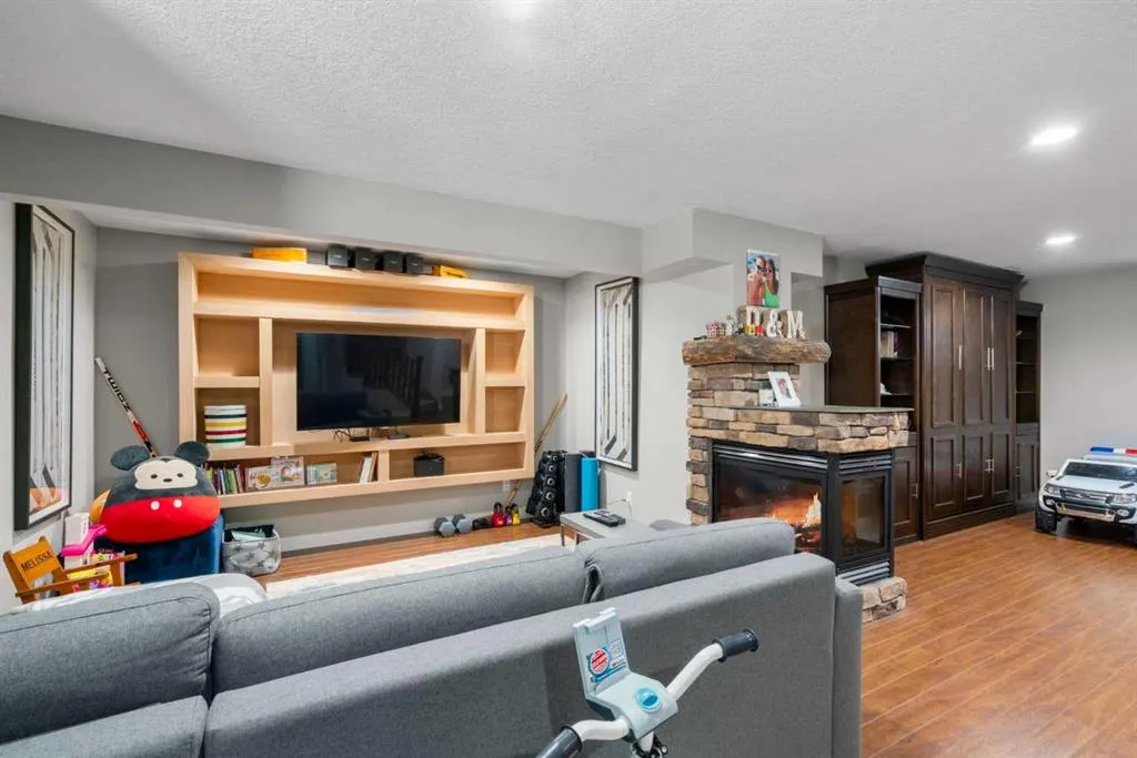 2581 Coopers Circle SW