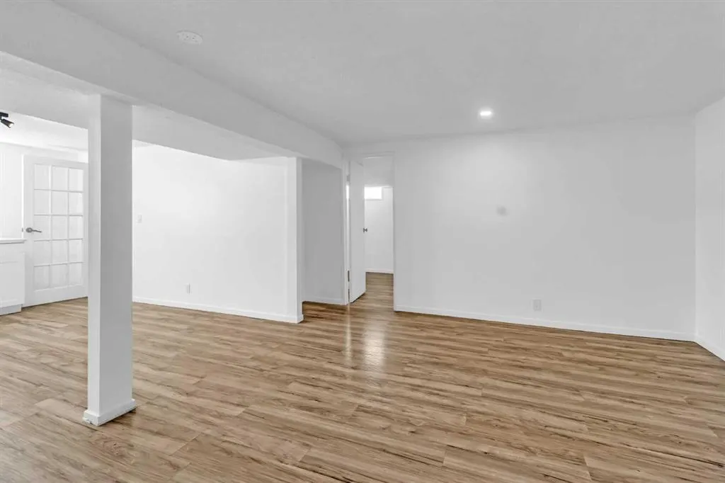 10 Radcliffe Crescent SE