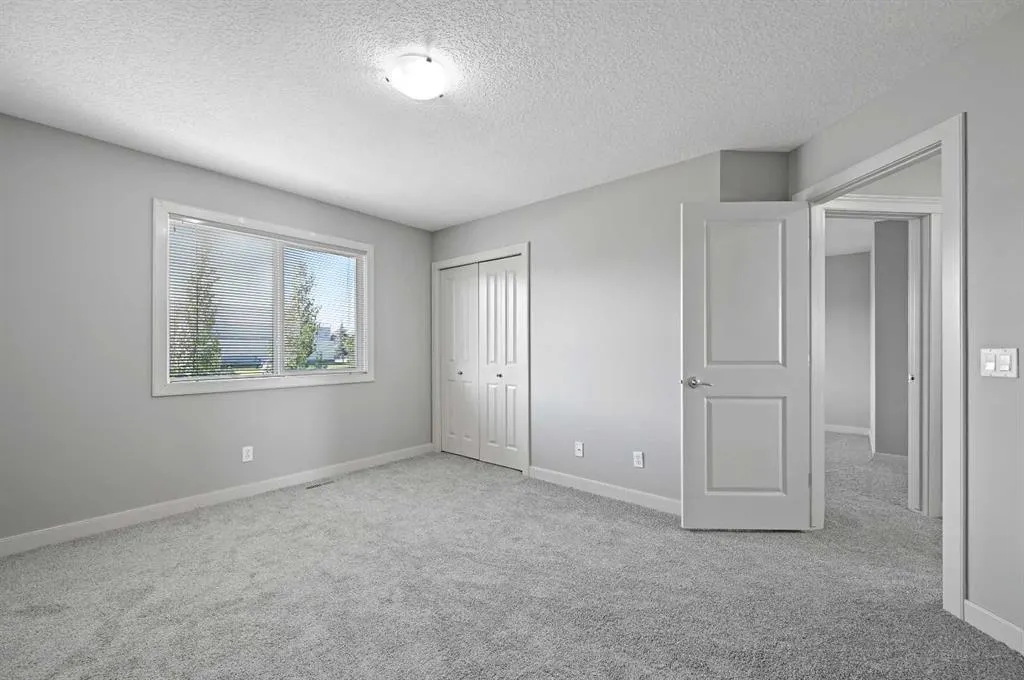 229 Bridlerange Place SW