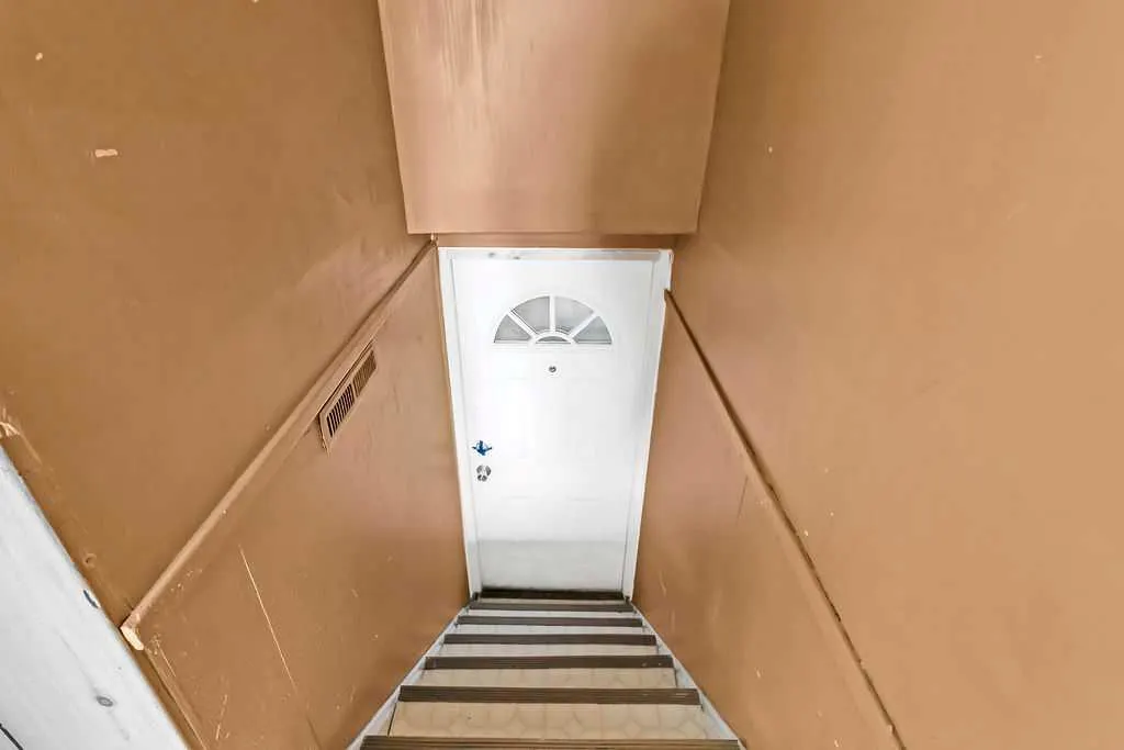 1212 Bantry Street NE