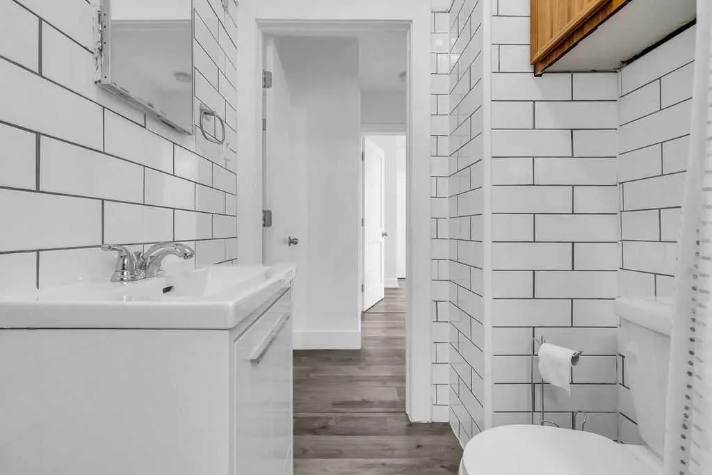 1212 Bantry Street NE