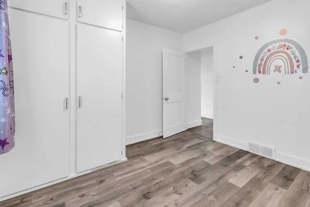 1212 Bantry Street NE