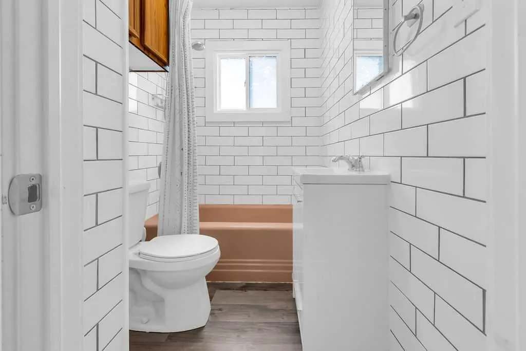 1212 Bantry Street NE