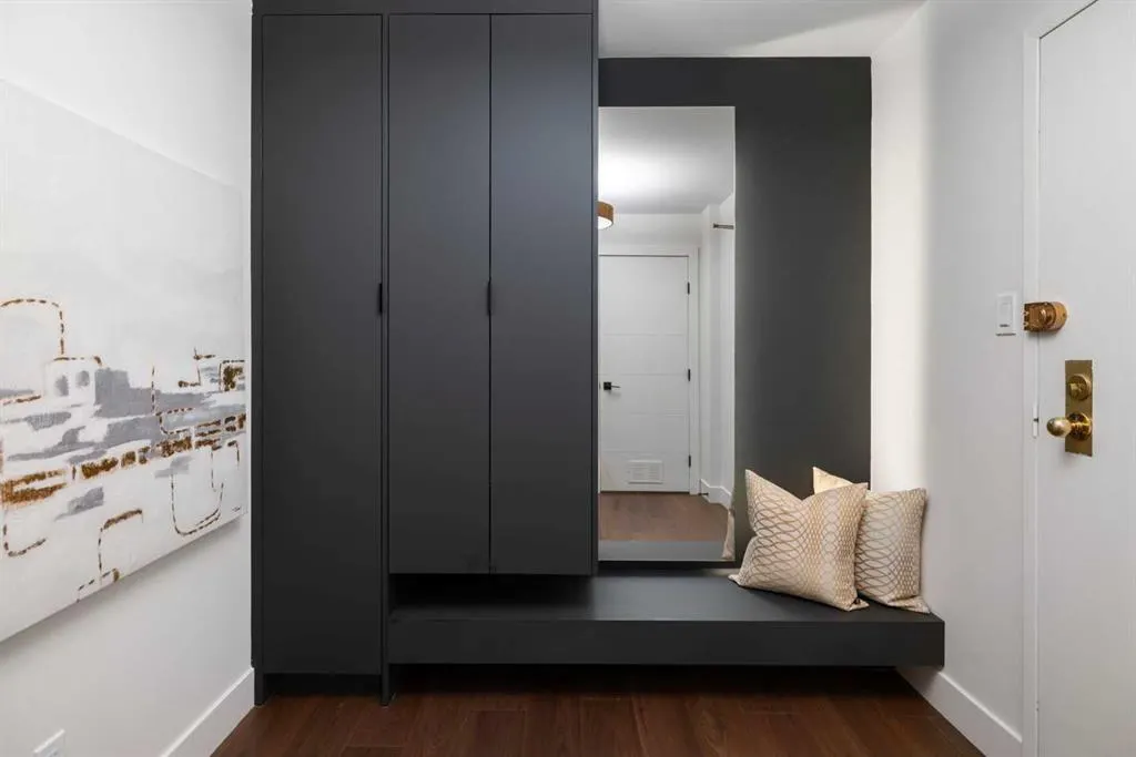 330 26 Avenue SW, #907