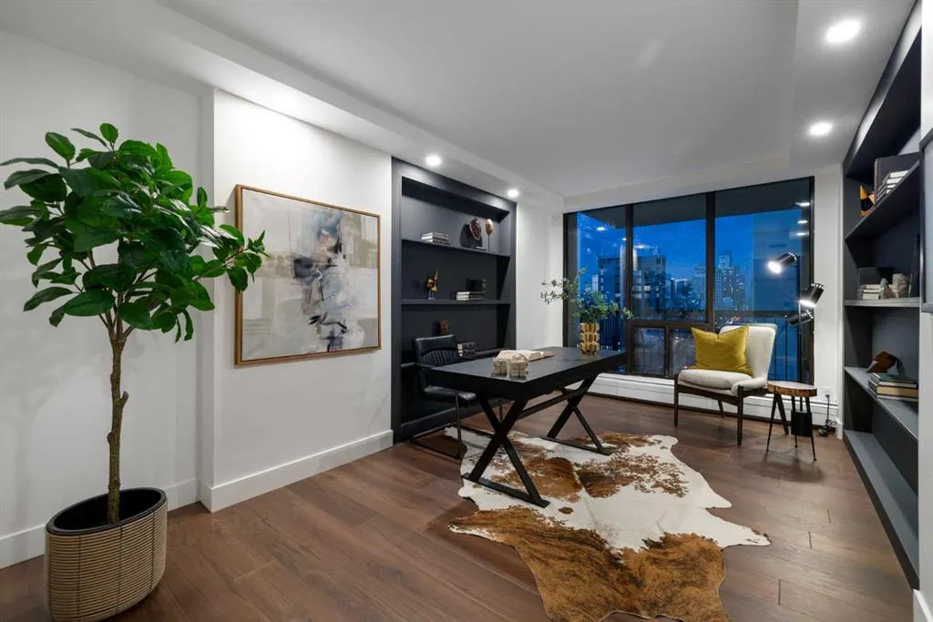 330 26 Avenue SW, #907