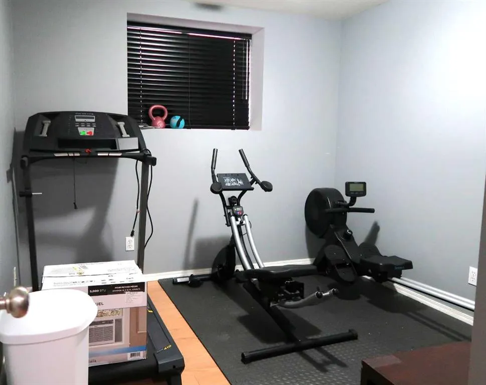 191 Panamount Heights NW