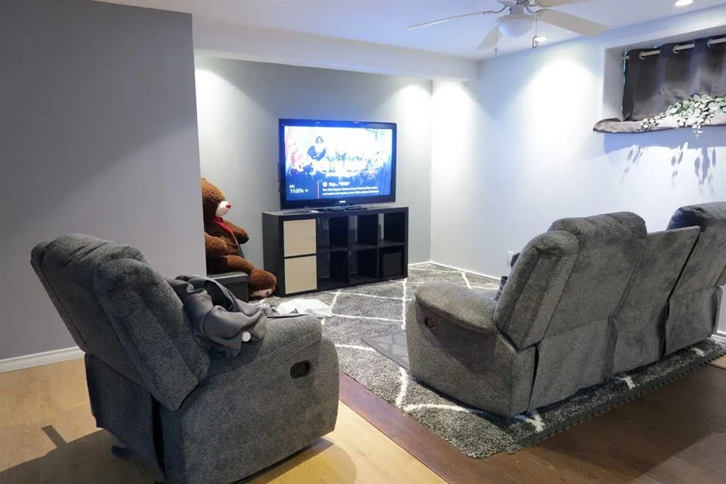 191 Panamount Heights NW