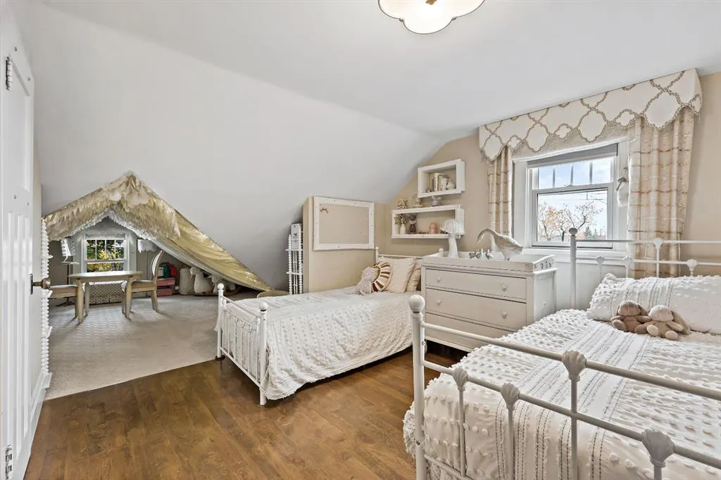 1314 Shelbourne Street SW