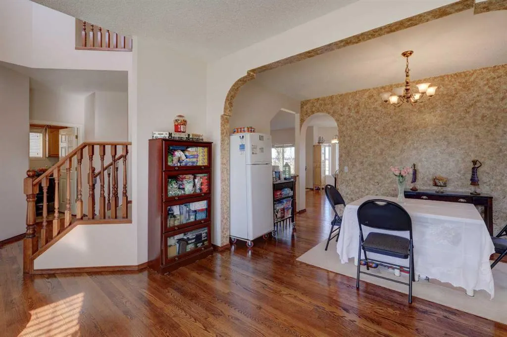 20 Coral Reef Bay NE