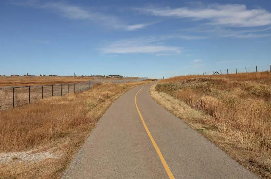 20 Coral Reef Bay NE