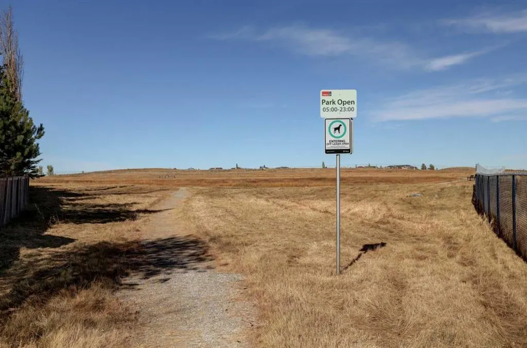 20 Coral Reef Bay NE